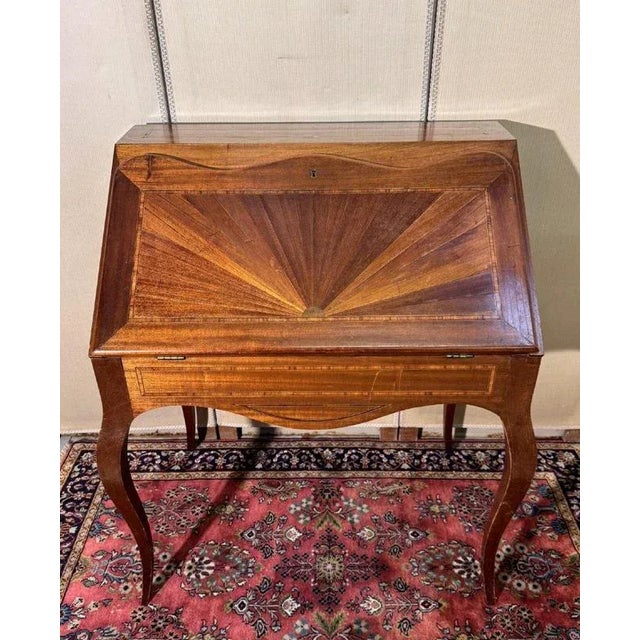 Louis XV style sloping desk in marquetry front opening with 1 flap revealing 2 drawers curved legs to wax