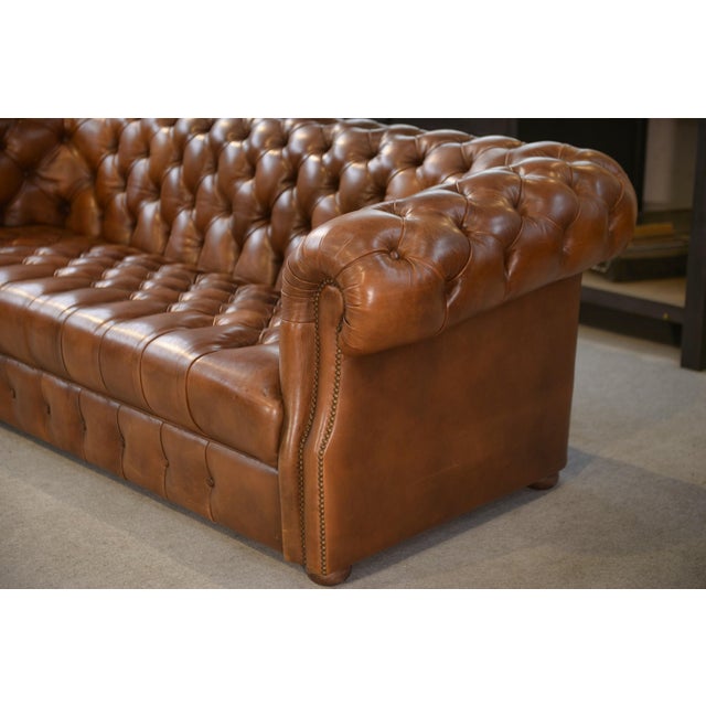 Chesterfield Sofa in Tan Tufted Leather, 1990s For Sale - Image 10 of 12