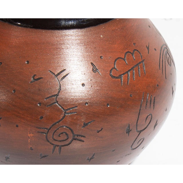 Maxine Clark Navajo Pottery Vase For Sale - Image 4 of 7