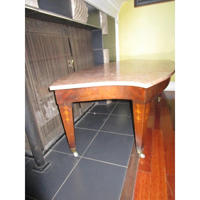 Traditional 19th Century Ovoid Shaped Breche Violette Marble Federal Mahogany Coffee Table For Sale - Image 3 of 5