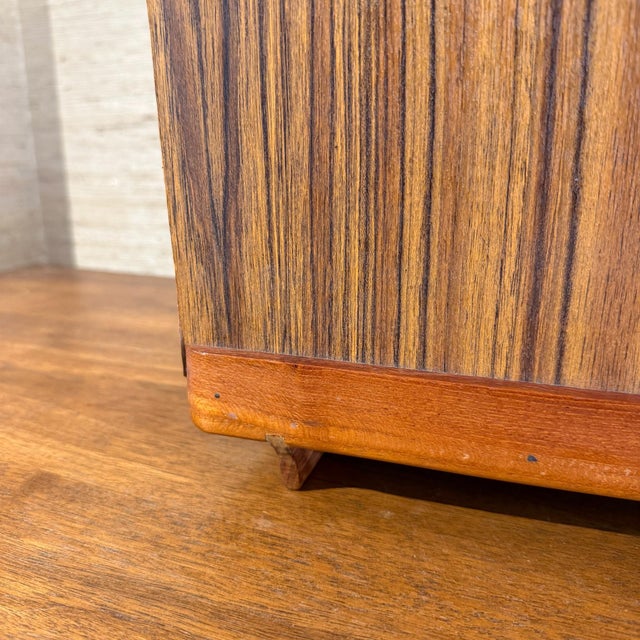 1960s Ernest Sohn for Siamese Teak and Rosewood Magazine Holder For Sale In Cleveland - Image 6 of 12