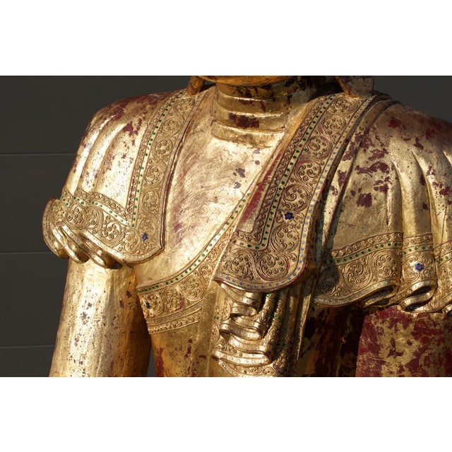 Wood Buddha in Gilded Wood, Asia, 1950s For Sale - Image 7 of 18
