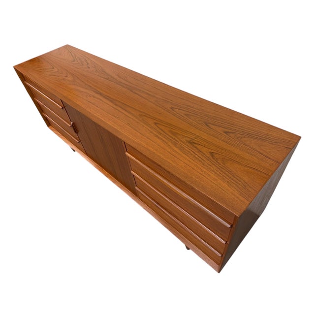 1970s Vintage Danish Modern Teak Triple Dresser - Refinished! For Sale - Image 5 of 11