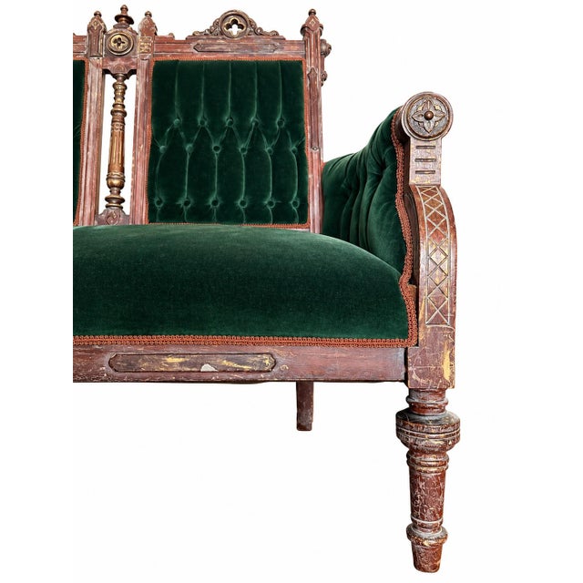 Wood 19th Century Antique Victorian Eastlake Settee, Carved Walnut With Tufted Emerald Green Velvet, Gothic Crest For Sale - Image 7 of 8