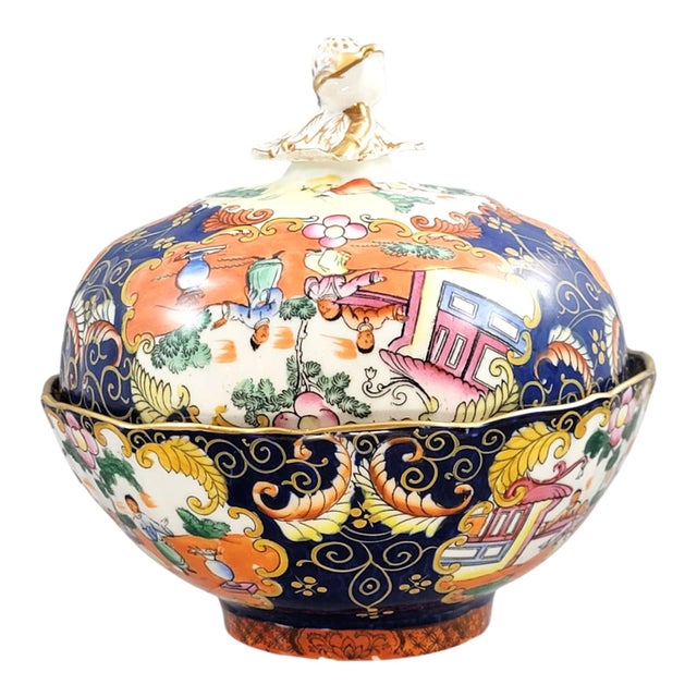 A highly decorative Mason’s Patent Ironstone large covered bowl produced in Staffordshire circa 1820, decorated in the...