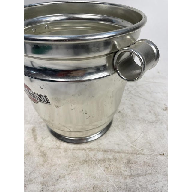 Beautiful 1950s-era Martini Champagne Bucket, made in Italy from aluminum. An excellent decorative item.