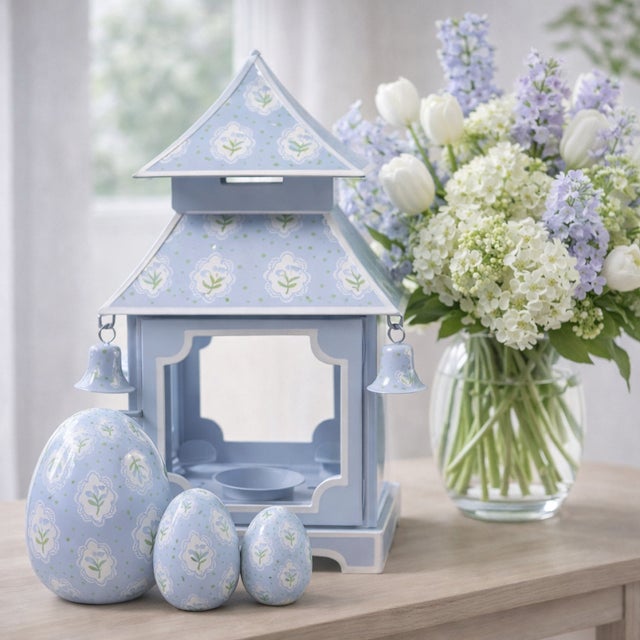 Blue & Tulip Pagoda Lantern, Medium For Sale - Image 4 of 5