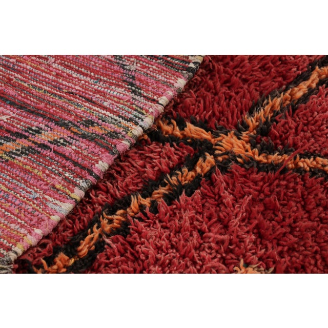 Textile Vintage Moroccan Rug in Red With Geometric Lattice Pattern - Rug & Kilim For Sale - Image 7 of 7
