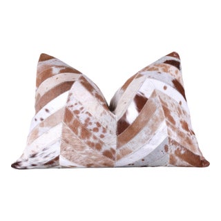Luxury Tan & White Genuine Cowhide Leather Chevron Throw Pillow 16x24 | Handmade Designer Lumbar Cushion For Sale