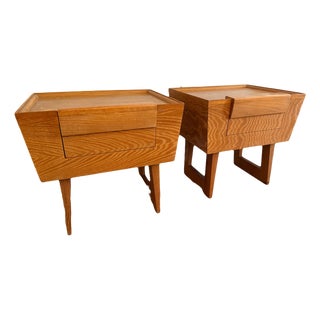 Rare Mid-Century California Modern Trapezoid Bedside End Tables by Paul Laszlo for Brown Saltman - A Pair For Sale