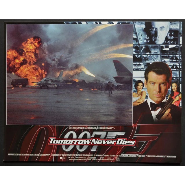 Original UK Lobby Card of Roger Spottiswoode´s movie ''James Bond 007 - Tomorrow never dies'', UK 1997. Keywords: James...