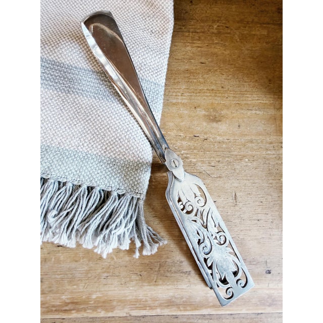 Metal Antique Royal Mail Steamship Silver Plated Asparagus Tongs For Sale - Image 7 of 8