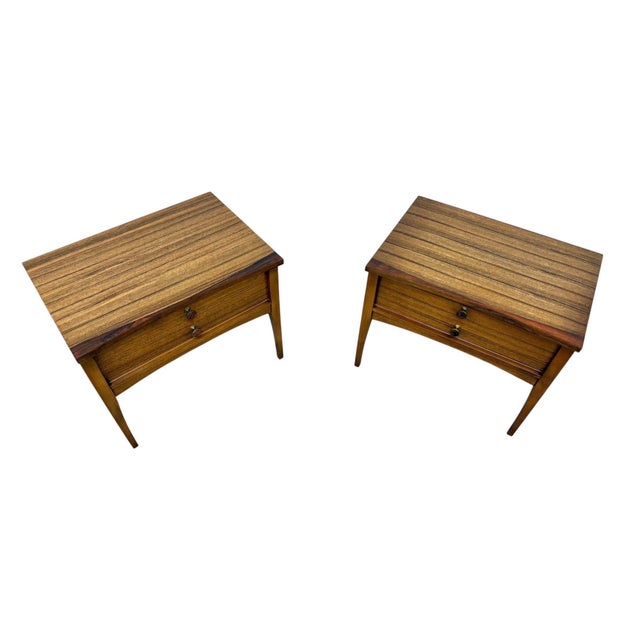 Mid-Century Modern Lane Walnut & Rosewood Nightstands - Set of 2 For Sale In Philadelphia - Image 6 of 10
