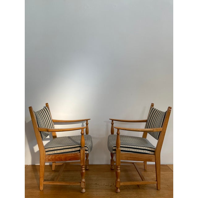 Pair of Mid-Century Scandinavian Modern Beech Lounge Chairs in Striped Upholstery For Sale In Raleigh - Image 6 of 17
