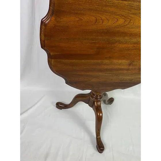 1960s Vintage 1960s Kling Colonial Mahogany Pie Crust Tilt Top Table - Chippendale Style For Sale - Image 5 of 11