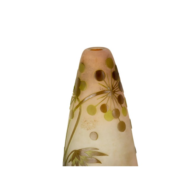 1920s Art Nouveau Glass Cameo Landscape Vase by Emile Gallé, 20th Century For Sale - Image 5 of 7