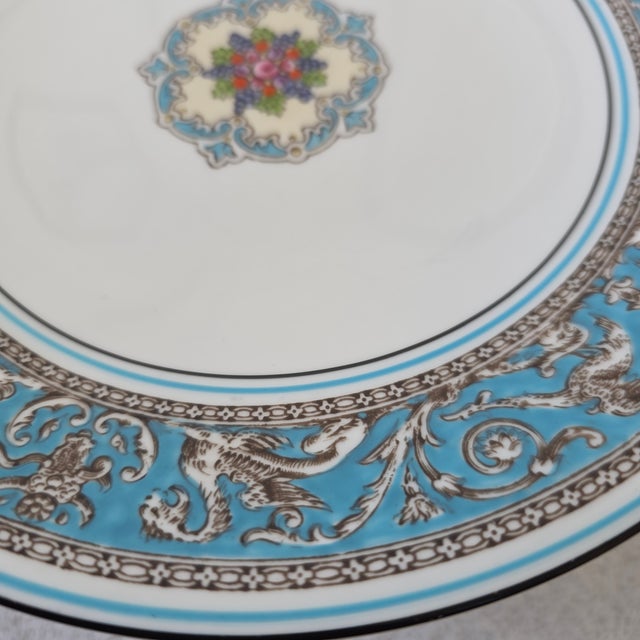 1980s 1980s Wedgwood "Florentine" Turquoise 9" Pedestal Plate Stand For Sale - Image 5 of 10