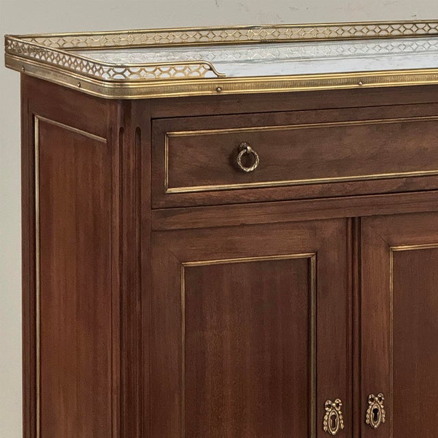 Mid 20th Century Antique French Louis XVI Mahogany Cabinet With Carrara Marble Top and Brass Gallery For Sale - Image 5 of 18