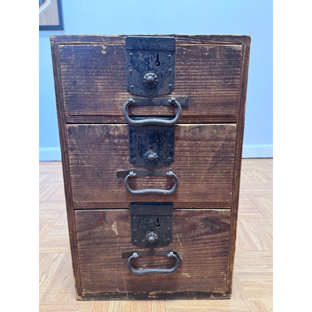Wood Early 20th Century Meiji Period Japanese Ko-Tansu Three-Drawer Merchant Chest With Hand-Forged Iron Hardware For Sale - Image 7 of 10