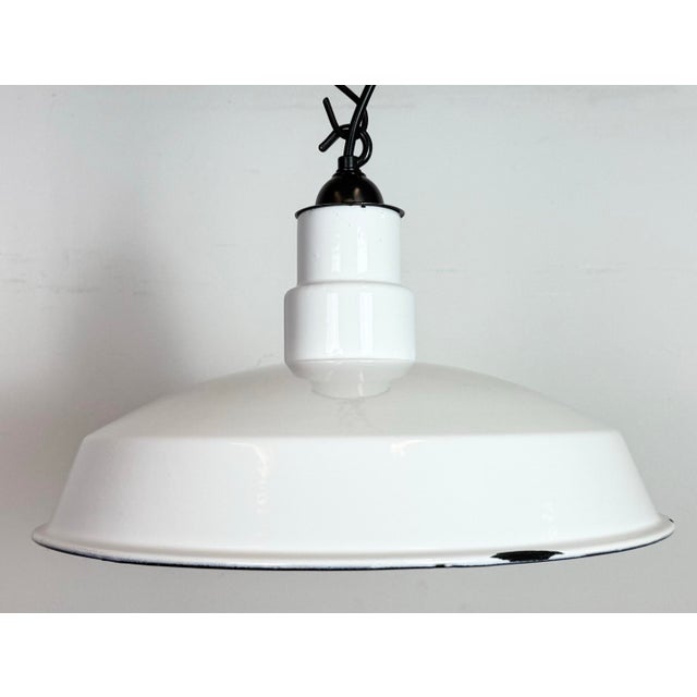 1960s Industrial White Enamel Factory Pendant Lamp, 1960s For Sale - Image 5 of 16
