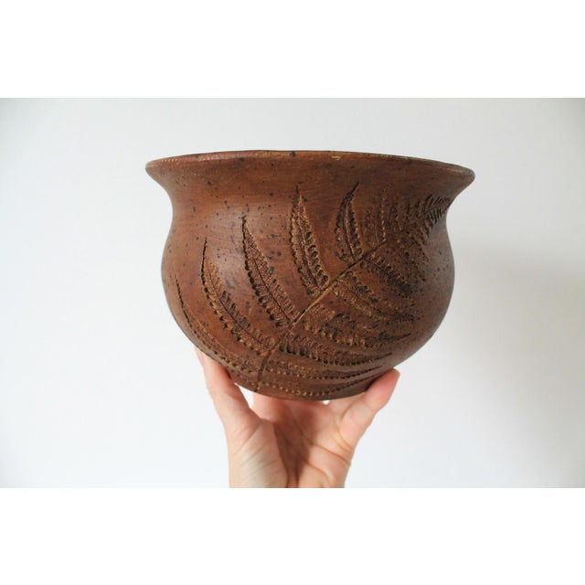 Mid-Century Modern Mid-Century Pottery Planter With Double Sided Incised Fern Leaf For Sale - Image 3 of 9