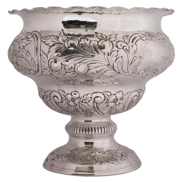 Irish Sterling Silver Repousse Engraved Bowl William Egan Cork Dublin 1911 For Sale - Image 4 of 9