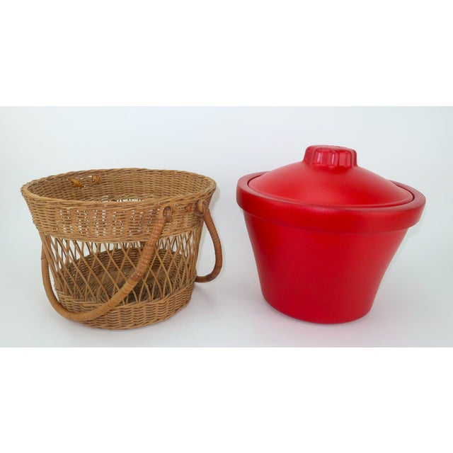 b.f. Goodrich N'icer Red Ice Bucket With Wicker Basket Carrier, 1950's For Sale - Image 9 of 13