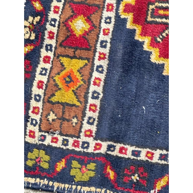 Textile Small Mid-Century Turkish Yastik Rug, 1940s For Sale - Image 7 of 15