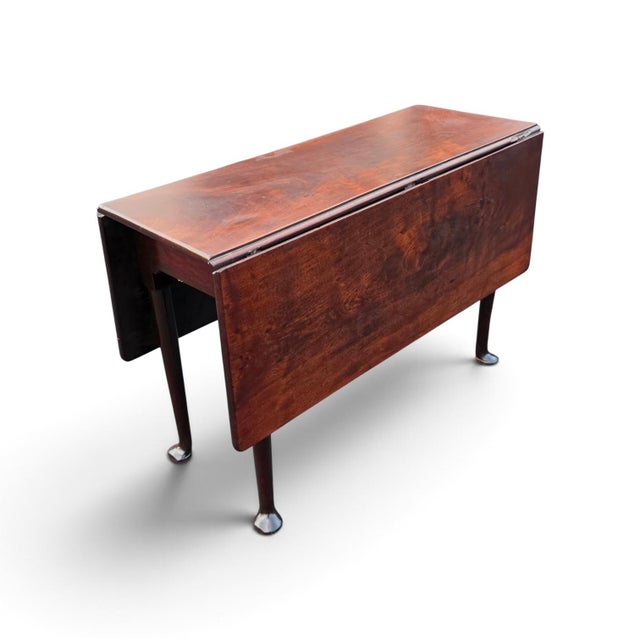 Late 18th Century Antique Circa 1785–1805 English George III Period Solid Cuban Mahogany Drop-Leaf Gateleg Dining Table For Sale - Image 5 of 18