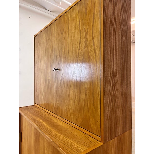 Type 605 Cabinet with Hairpin Legs by Herbert Eilenberg for Hellerau For Sale - Image 4 of 11