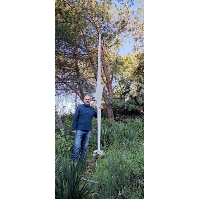 Metal Signes White Vertical Sculpture in Natural Wood by Jean-Baptiste Van Den Heede For Sale - Image 7 of 16