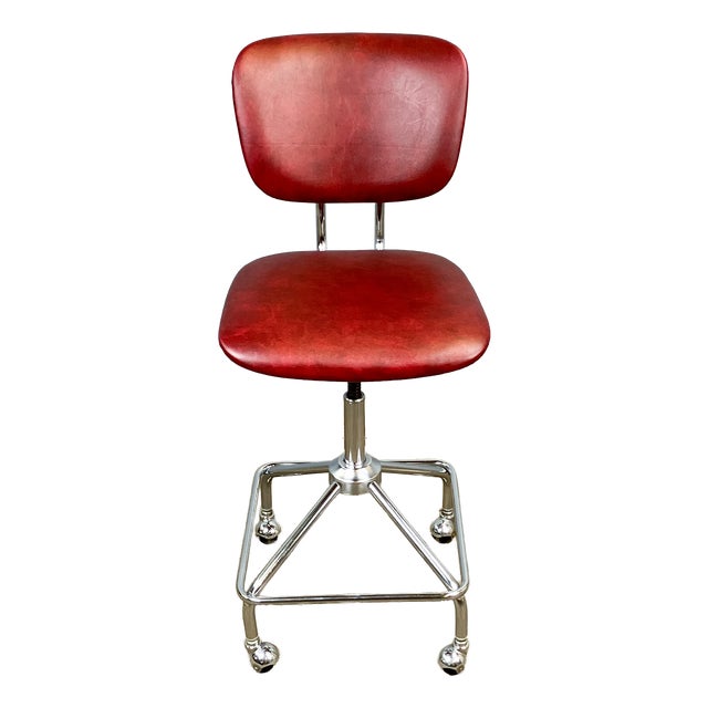 Swivel Chair in Chrome Frame and Faux Leather, 1960s For Sale