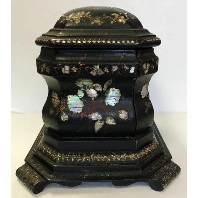 19th Century Papier Mâché Lacquered Jewelry Box Hand Painted with Inlaid With Mother-Of-Pearl For Sale - Image 4 of 13