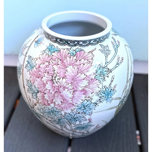 Chinoiserie Chinoiserie Porcelain Floral Vase For Sale - Image 3 of 8