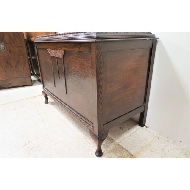 Antique English Mahogany Lift Top Blanket Chest With Cantered Top