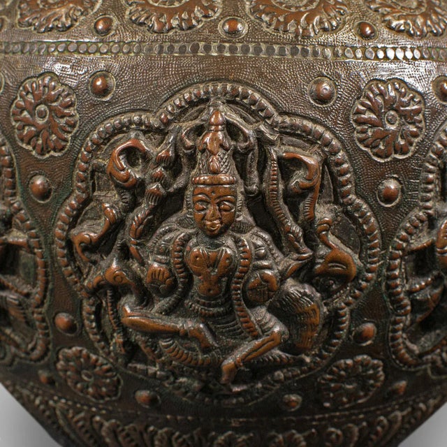 1850s Antique Victorian Indian Bronze Celebration Pot For Sale - Image 9 of 11