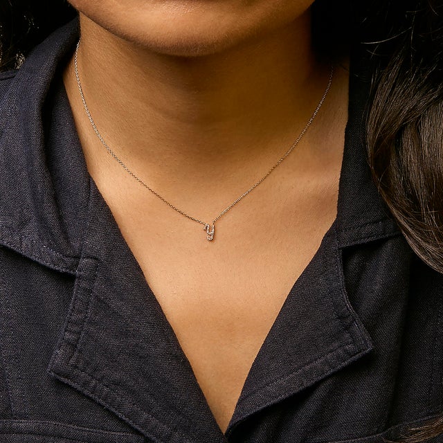 10K Yellow Gold Diamond Accent "Y" Initial Script Style Pendant Necklace For Sale - Image 4 of 5