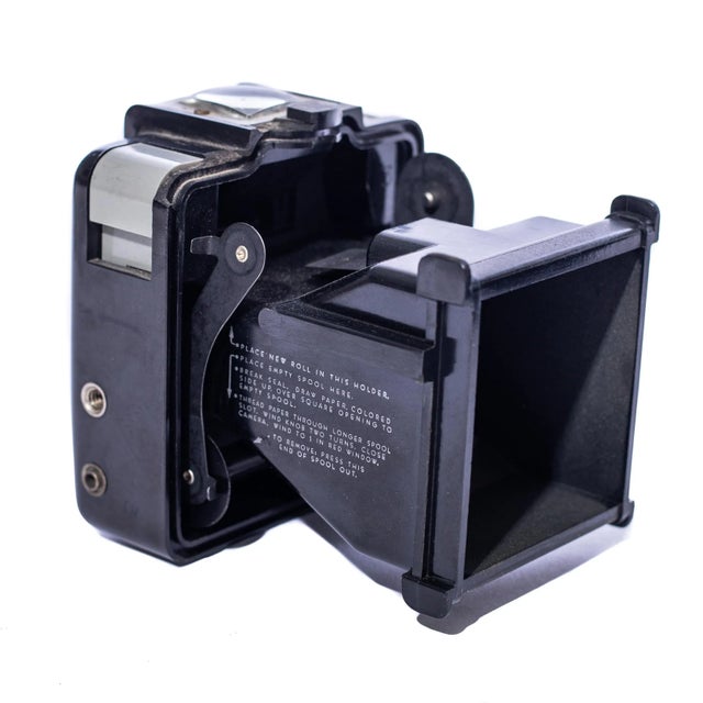 1950s Vintage Brownie Camera For Sale - Image 5 of 7