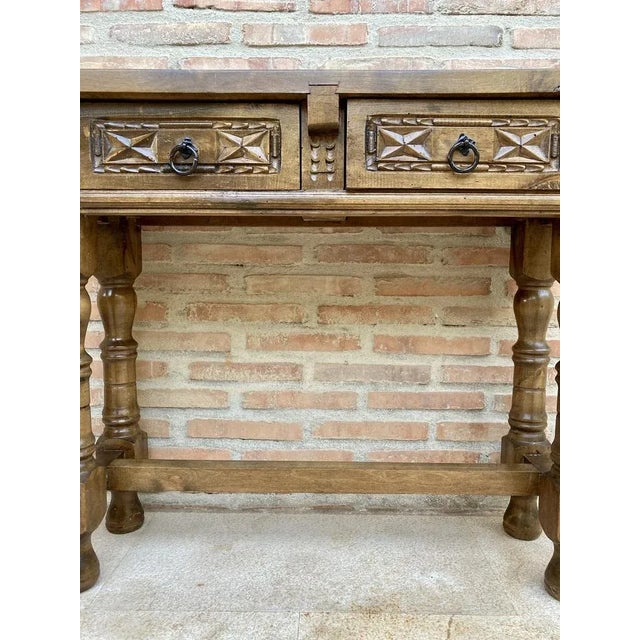 Early 20th Century Spanish Console Table with 2 Drawers and Turned Legs For Sale - Image 4 of 10