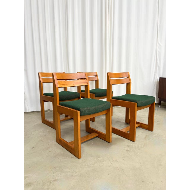 1970s Elm Chairs from Maison Regain, 1970, Set of 4 For Sale - Image 5 of 18