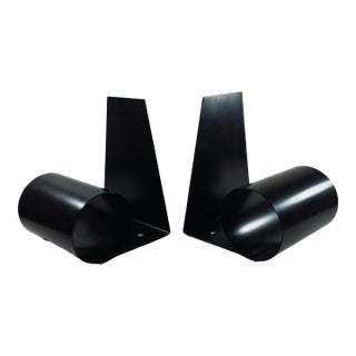 1960s Mid Century Modern Matte Black “Bookworm” Steel Coil Bookends For Sale