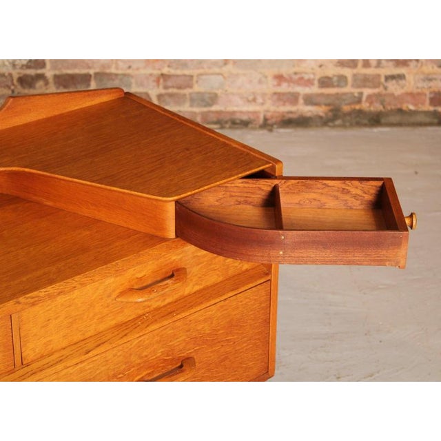 Wood Mid-Century Brandon Range Dressing Table in Oak from G-Plan, 1950s For Sale - Image 7 of 11