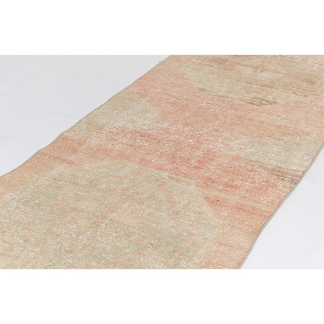 1950s Hand-Knotted Neutral Wool Runner for Hallway For Sale - Image 4 of 10