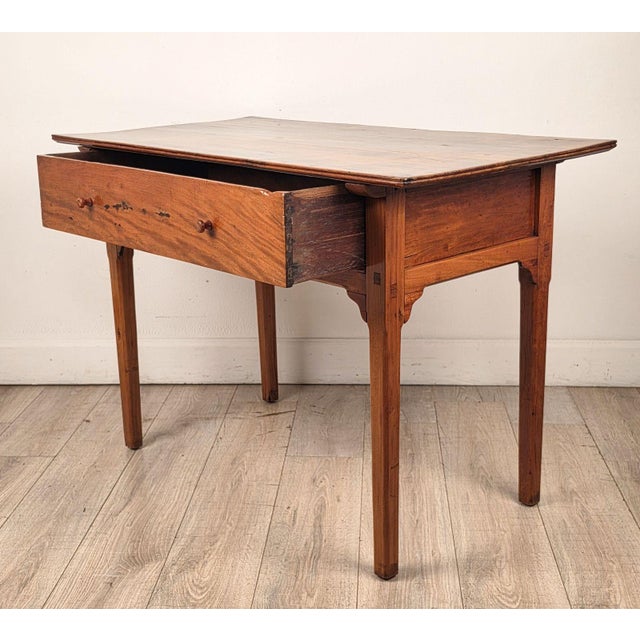American American Fruitwood One-Drawer Tavern Table, Circa 1810 For Sale - Image 3 of 9