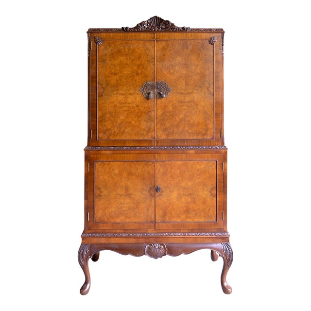 Walnut Cocktail Bar With Hand-Carved Dragooned Edge on Cabriole Feet, Ca. 1920 For Sale