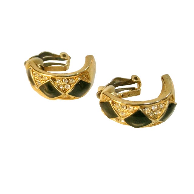 This is part of Chairish’s Costume Jewelry assortment. Stunning vintage 1980s gold & black glass onyx clear crystal...