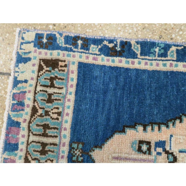 Galerie Shabab Collection Mid-20th Century Turkish Anatolian Throw Rug For Sale - Image 4 of 7