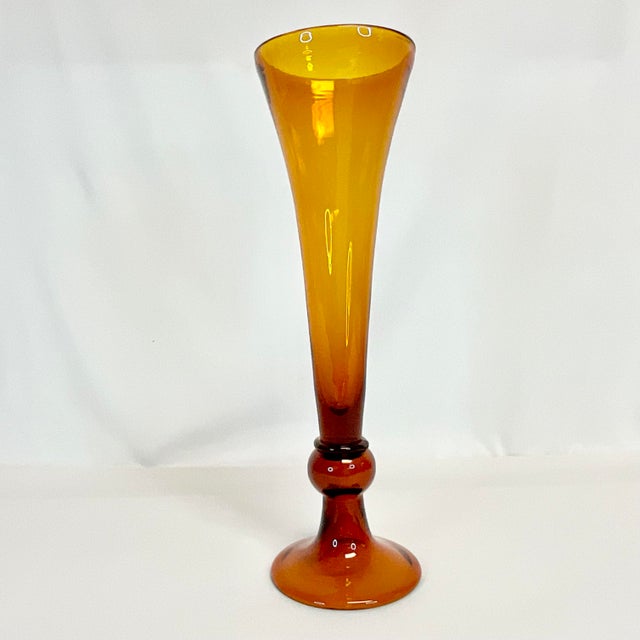 Glass 1970s Vintage Boho Chic Hollywood Regency Handblown Murano Style Tall Trumpet Vase For Sale - Image 7 of 12