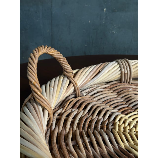 Vintage Oversized Wicker Tray For Sale - Image 4 of 5