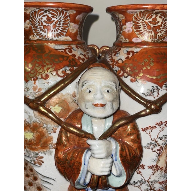 Brick Red Meiji Period Kaga-Kutani Double Vase With Central Figure, by Nishimura Saichi for Watano Workshop, Japan, Circa 1880–1895 For Sale - Image 8 of 11